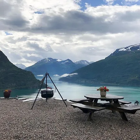 Дом отдыха Cozy Nordfjordstove In The Heart Of Стрюн