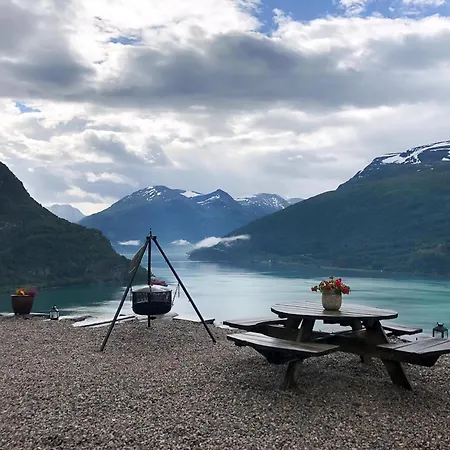 Cozy Nordfjordstove In The Heart Of Feriehus *