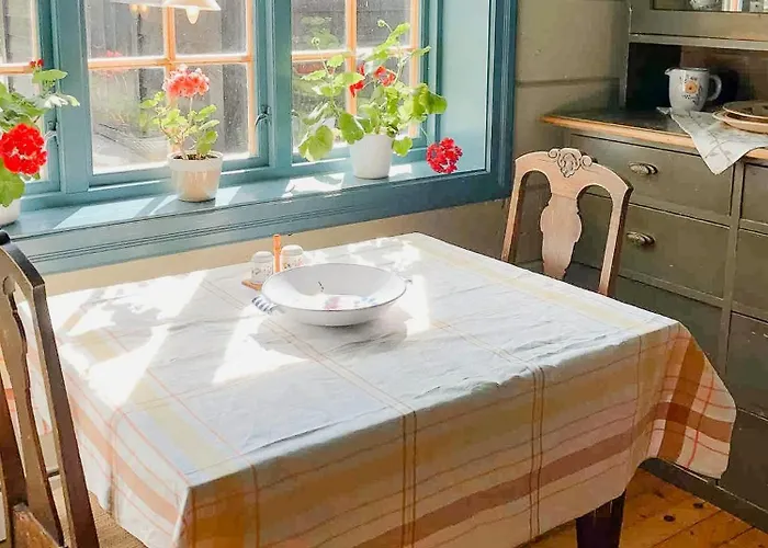 Cozy Nordfjordstove In The Heart Of Stryn