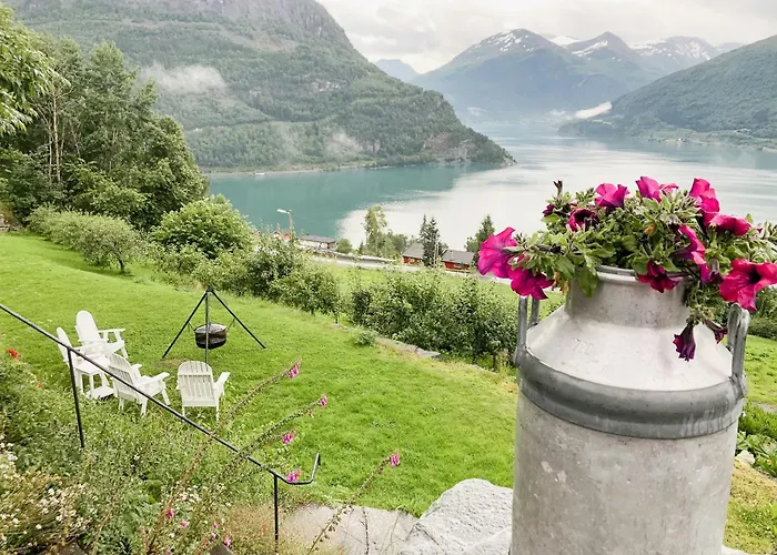 Cozy Nordfjordstove In The Heart Of Ferienhaus *