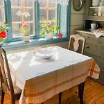 Cozy Nordfjordstove In The Heart Of Stryn