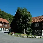 Cozy Nordfjordstove In The Heart Of Stryn