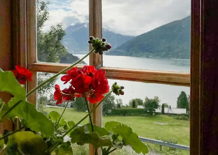 Vakantiehuis Cozy Nordfjordstove In The Heart Of *